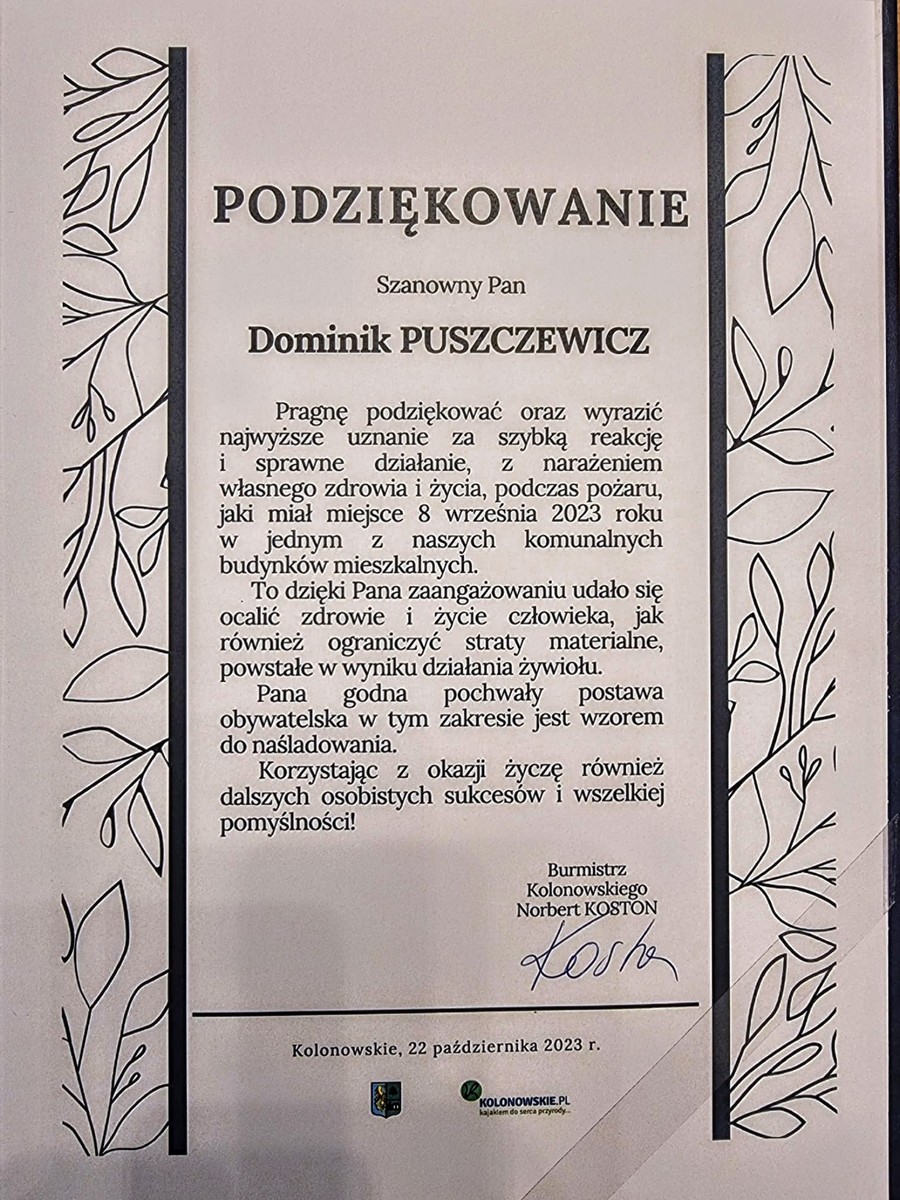 zdjęcie dyplomu z podziękowaniami dla aspiranta sztabowego Dominika Puszczewicza