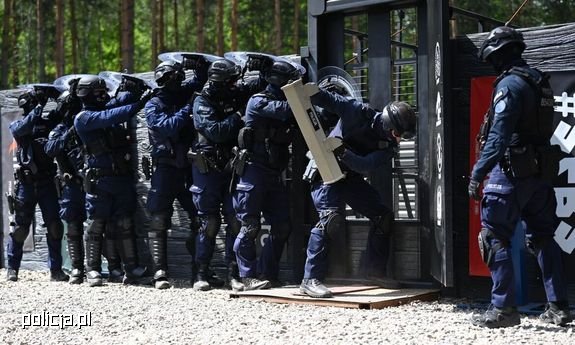 Funkcjonariusze uczestniczyli w specjalistycznym szkoleniu
