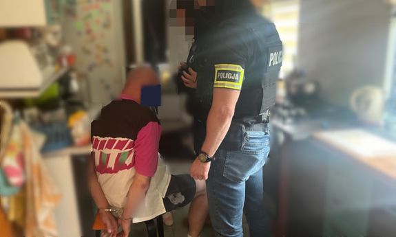 Policjanci z warszawskiej Woli i Bemowa zatrzymali podejrzanego o usiłowanie zabójstwa