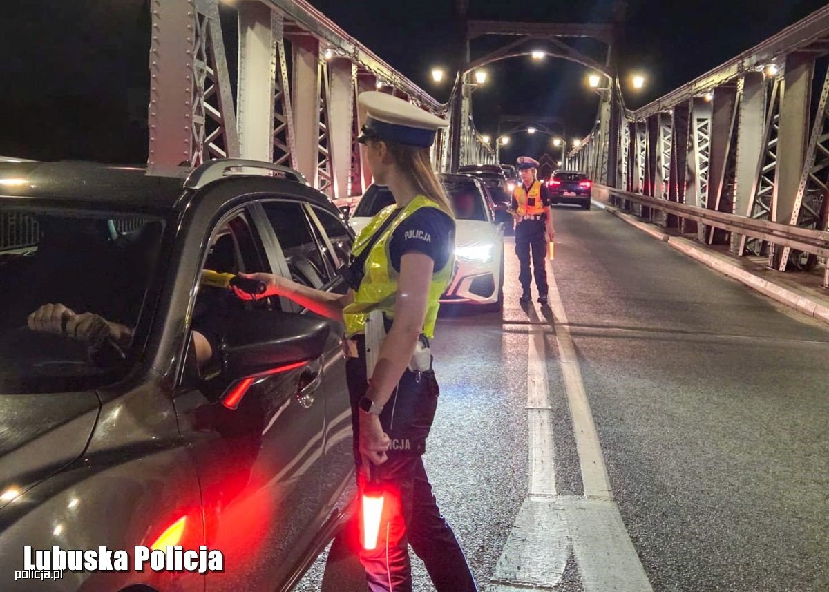 (NIE)TRZEŹWY WIECZÓR – lubuscy policjanci zatrzymali 16 kierowców pod działaniem alkoholu