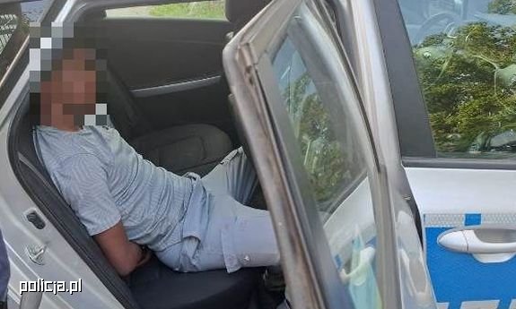 Kierował samochodem skradzionym kilkanaście godzin wcześniej we Francji – jeszcze tego samego dnia „wpadł” w ręce milickich policjantów