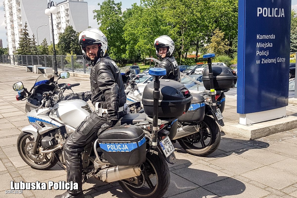 Bezpieczeństwo na drogach zależy zarówno od kierujących samochodami jak i motocyklami