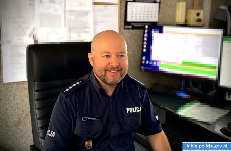„Dziękujemy za uratowanie naszego wujka” - wzruszające podziękowania dla lubińskich policjantów