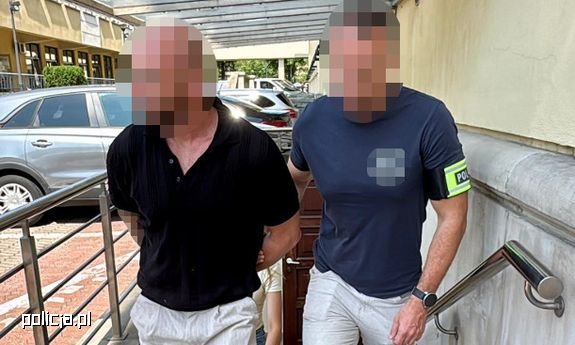 Przewoził narkotyki warte 300 tys. złotych. 38-latek zatrzymany przez stołecznych policjantów