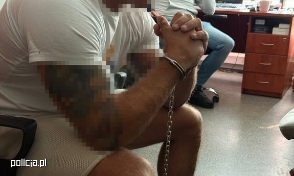 Akcja śląskich policjantów przeciwko przestępczości pseudokibiców