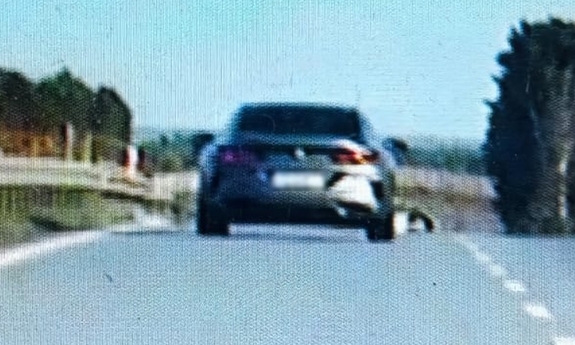 Niebezpieczna prędkość kierującego BMW na drodze S3 zakończona wysokim mandatem i 15 punktami