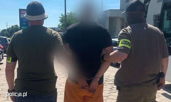 Kolejne zatrzymania oraz zarzuty za udziału w bójce o charakterze chuligańskim w związku z incydentem po zakończonym meczu Polonii Chodzież z Gromem Nowy Staw
