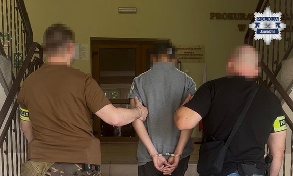 17-latek ciężko poparzony - trzech mężczyzn z zarzutami usiłowania zabójstwa