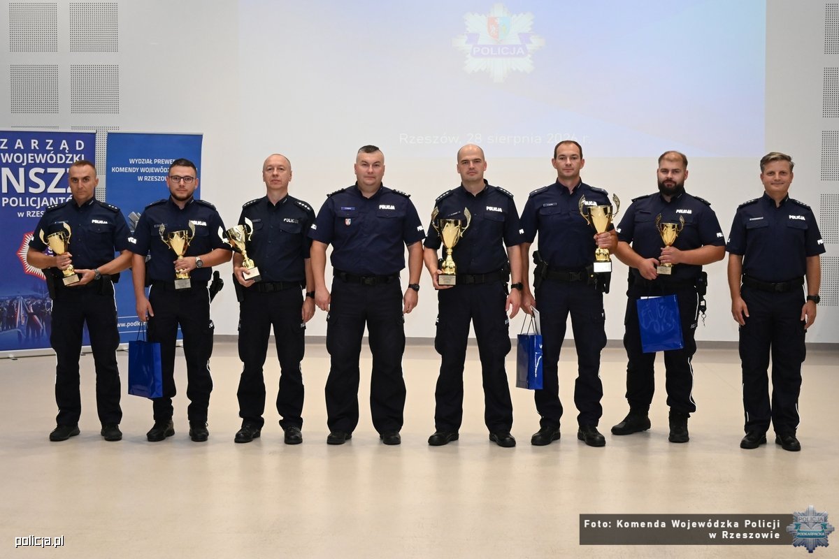 Wojewódzki Finał XVI Ogólnopolskich Zawodów Policjantów Dzielnicowych "Dzielnicowy Roku"