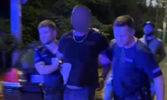 Trzy osoby zatrzymane w Zielonce. 39-latek ujęty po pościgu i tymczasowo aresztowany