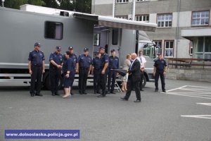 Minister Spraw Wewnętrznych z wizytą w Komendzie Miejskiej Policji w Jeleniej Górze