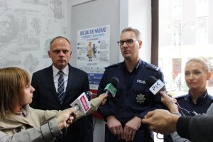 MSW, Poczta Polska i Policja ostrzegają przed oszustami