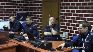 Policjanci dbają o bezpieczeństwo podczas Mistrzostw Świata w Hokeju 2016 #3