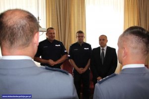 Policjanci nagrodzeni za profesjonalizm i zaangażowanie w służbie