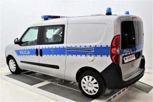 Nowe wielozadaniowe samochody dla dolnośląskich policjantów