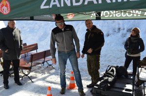 Akcja promująca bezpieczeństwo na zorganizowanych terenach narciarskich „Bezpiecznie w kasku”