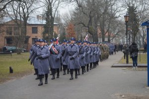 Włocławscy policjanci zorganizowali „Marsz Cieni-Pamiętamy: Charków, Katyń, Miednoje” w hołdzie funkcjonariuszom zamordowanym przez NKWD w 1940r.