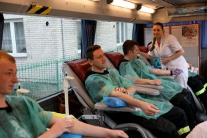 Minister Mariusz Błaszczak: „SpoKREWnieni służbą” to wielki sukces. Udało się nam zebrać ponad 3 tys. litrów krwi