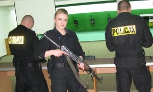 St. post. Agata Oleniacz podczas szkolenia