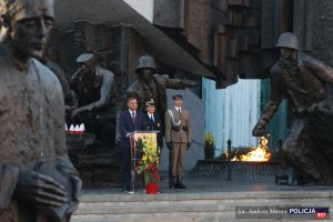 Uroczysta Polowa Msza święta i Apel Poległych podczas obchodów 73. rocznicy Powstania Warszawskiego