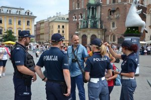 Podsumowanie efektów polsko-włoskich patroli na ulicach Warszawy i Krakowa