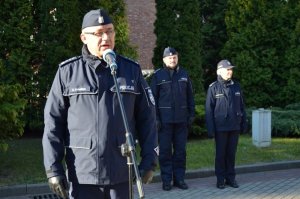 Przy mikrofonie: zastpca Dyrektora Gównego Sztabu Policji KGP inspektor Dariusz Dymiski.