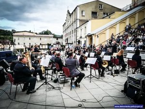 Koncert przed Bazyliką w Wambierzycach – Orkiestra z Drezna wraz z muzykami z Orkiestry KWP Wrocław