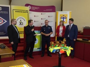 briefing z udziałem mediów oraz przedstawicieli Policji, Konferencji Episkopatu Polski, Polskiej Rady Ekumenicznej inaugurujący trzecią odsłonę akcji informacyjno-edukacyjnej skierowanej do pieszych pn. „ŚWIEĆ PRZYKŁADEM”