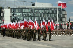 uroczysta parada Wojska Polskiego na Placu Piłsudskiego w Warszawie