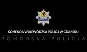 na czarnym tle logo pomorskiej Policji i napis Komenda Wojewódzka Policji w Gdańsku