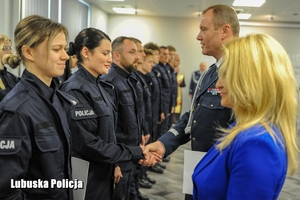 Komendant Wojewódzki i Wicewojewoda Lubuski gratulują nowym policjantom