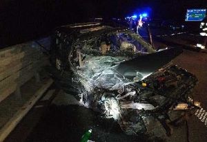 Uszkodzone samochody - zdjęcie z miejsca wypadku