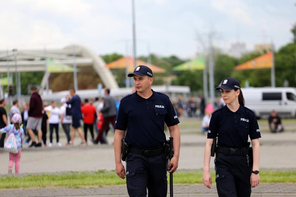 fot.: policyjny patrol pod Areną Lublin