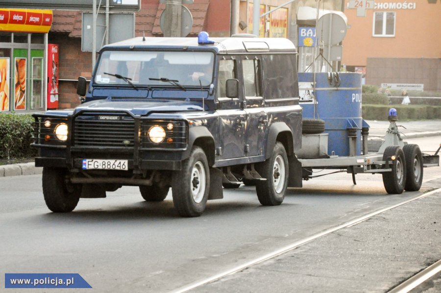 Policjanci zabezpieczyli granat Aktualności Policja.pl