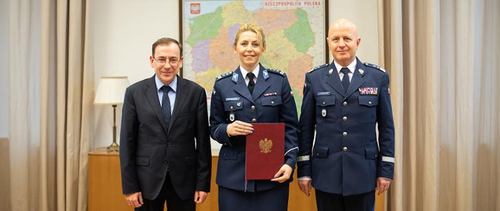 minister spraw wewnętrznych i administracji, komendant Główny policji oraz insp. dr hab. Iwona Klonowska