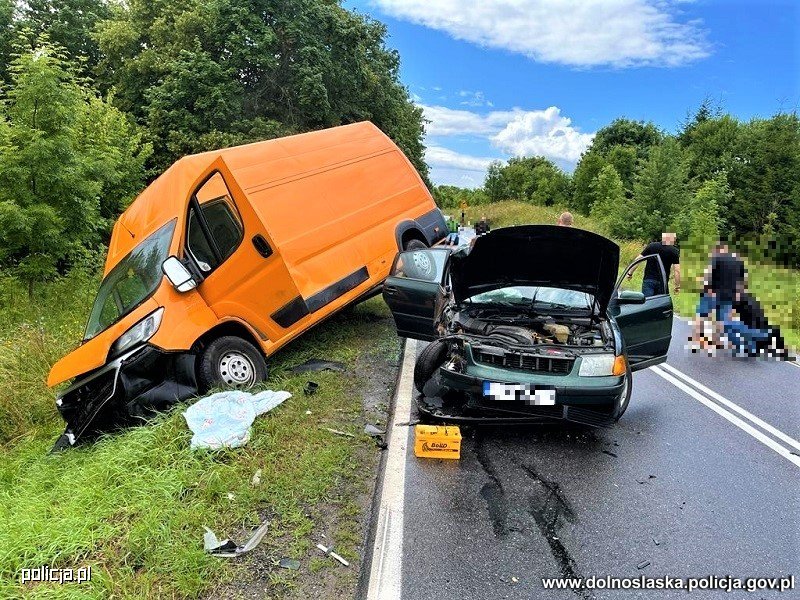 Rozpoznanie Miejsca Wypadku Drogowego Udzielenie Pierwszej Pomocy Policjanci z Dolnego Śląska wraz z funkcjonariuszami z Wielkopolski