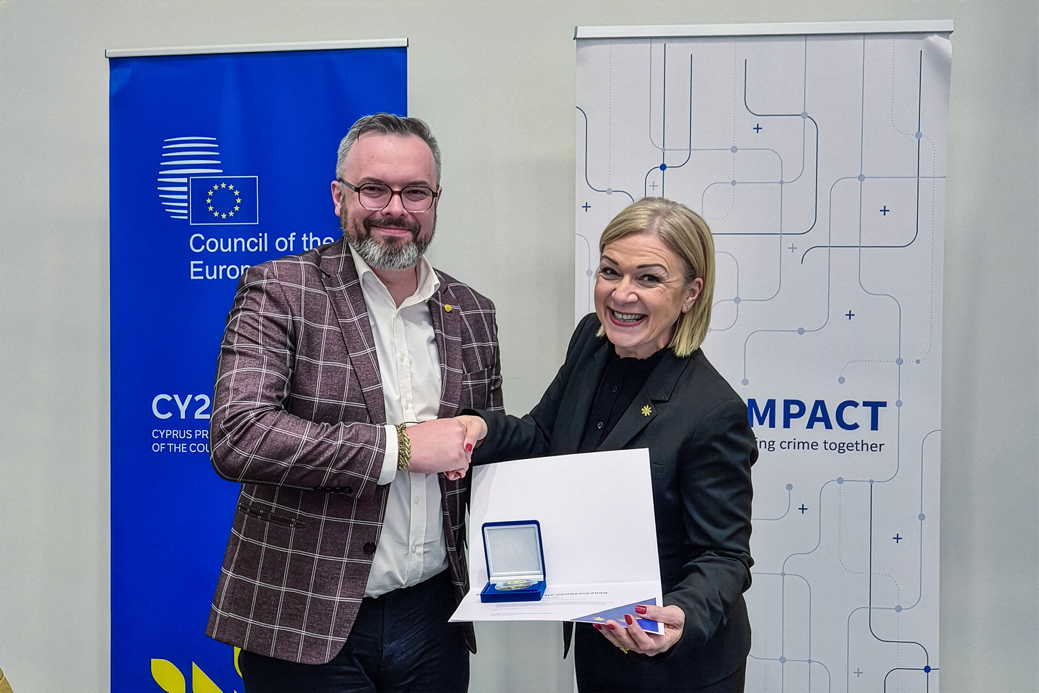 podinspektor Michał Aleksandrowicz i insp. Marta Łukasiewicz.