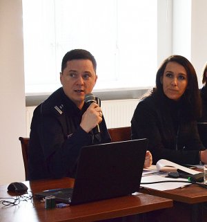 Zdjęcie przedstawia naradę służbową kadry kierowniczej pionu logistyki Policji