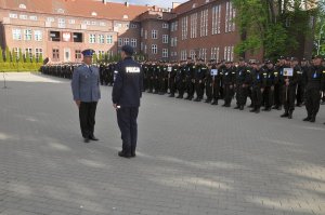 Oficjalne rozpoczęcie I Turnieju Oddziałów Prewencji - główny plac apelowy Szkoły Policji w Słupsku, 15 czerwca 2015 roku