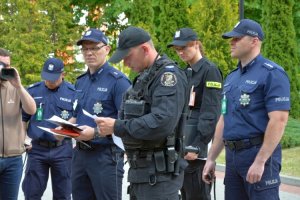 Instruktaż przed wyjściem patroli na miasto