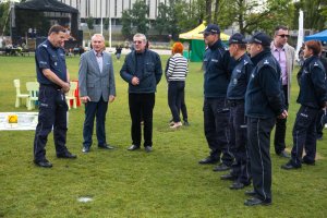 Komendant Główny Policji na pikniku