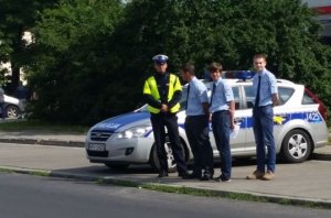 Wspólne działania policjantów i uczniów klasy policyjnej