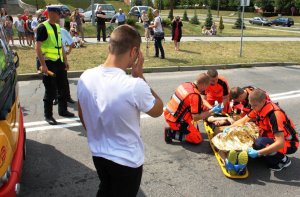 Bezpieczny pieszy: zatrzymaj się, rozejrzyj się, przechodź!