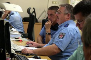 Policjanci z Centrum Współpracy Służb w przygranicznym Świecku