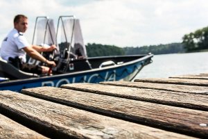 Służba na nowej łodzi motorowej