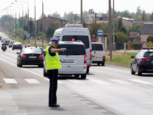 Policjant kierujący ruchem