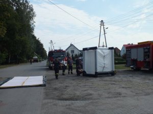 Wspólne ćwiczenia policjantów i lekarzy weterynarii