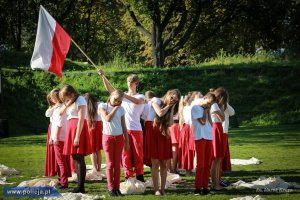 Widowisko patriotyczno-historyczne