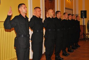 Nowo przyjęci policjanci złożyli ślubowanie