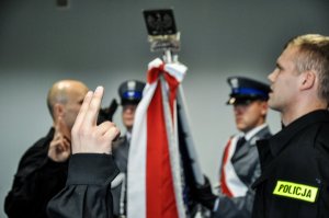 Ślubowanie nowych policjantów